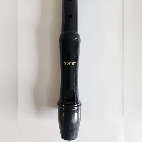 Aulos Recorder - Picture 3 of 4